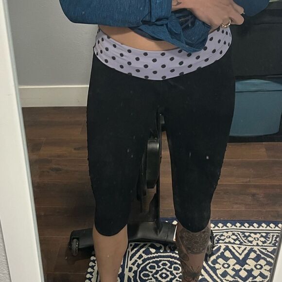 Lululemon Run Crop Black Polka Dot - Picture 8 of 8